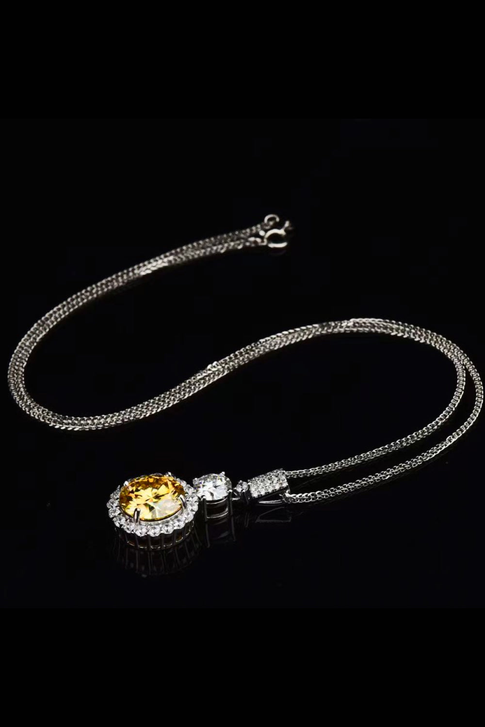 6 Carat Moissanite Pendant Necklace - ClozArt