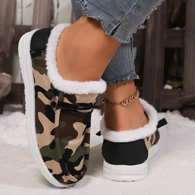 Fuzzy Camouflage Round Toe Boots - ClozArt