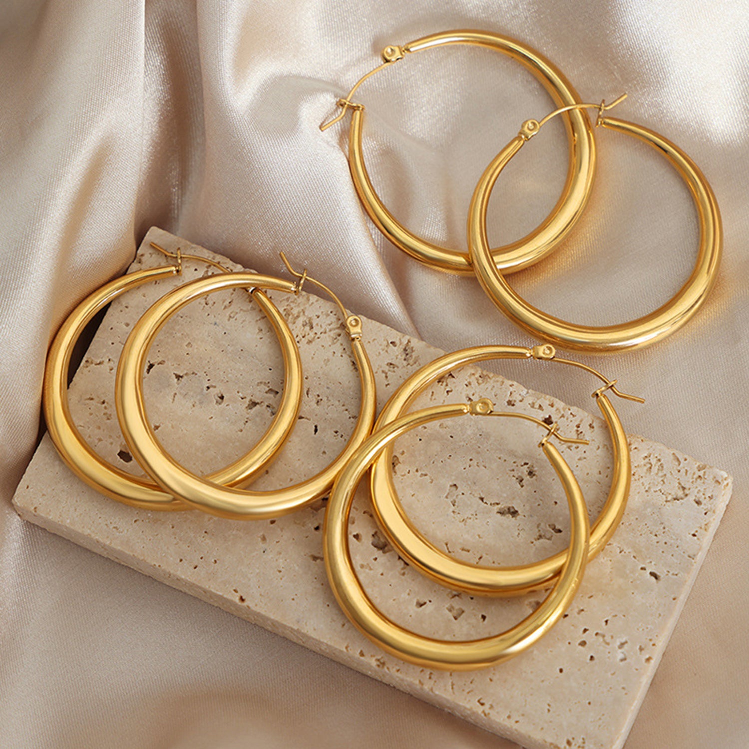 18K Gold-Plated Hoop Earrings - ClozArt