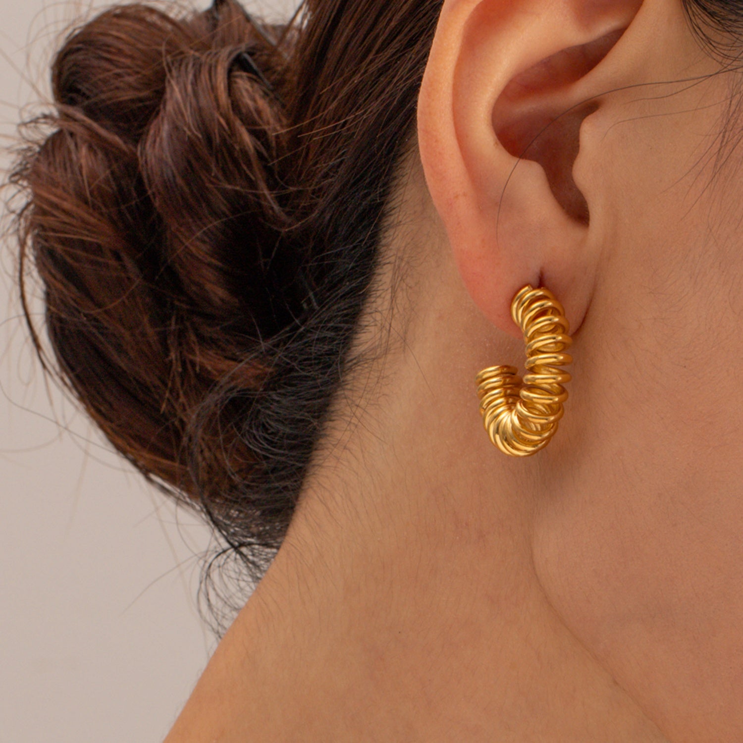 18K Gold-Plated Stainless Steel C-Hoop Earrings - ClozArt