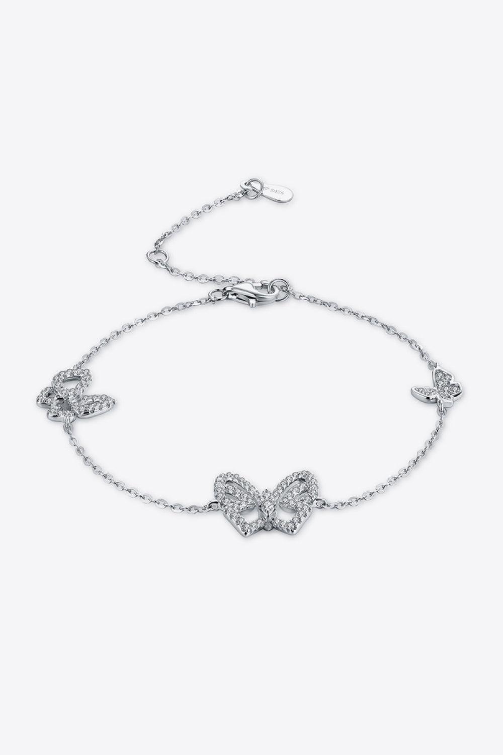 Moissanite Butterfly Shape Bracelet - ClozArt