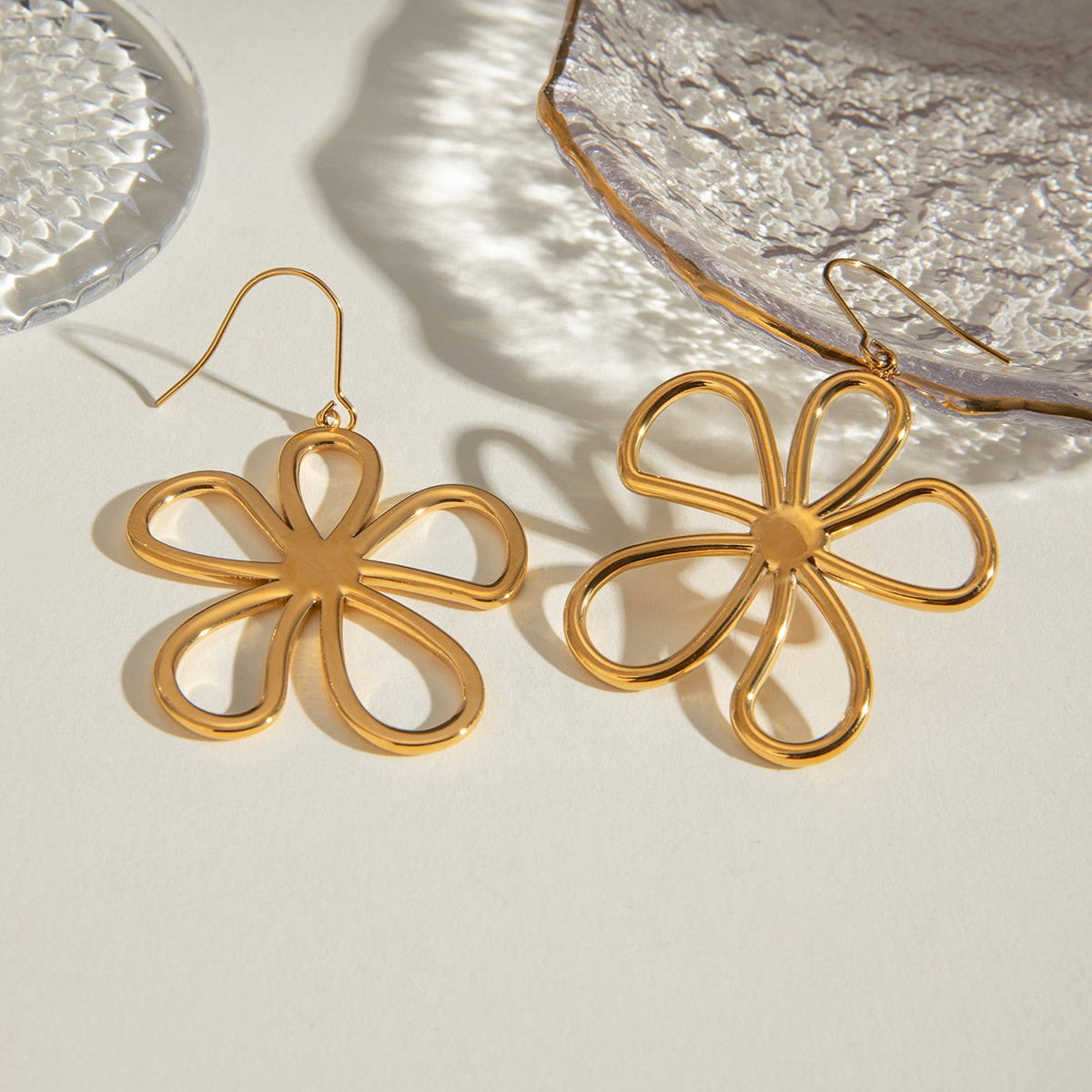 18K Gold-Plated Flower Earrings - ClozArt