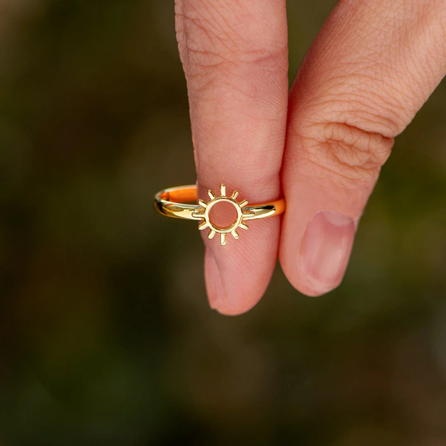 Sun Shape 18K Gold-Plated Ring - ClozArt