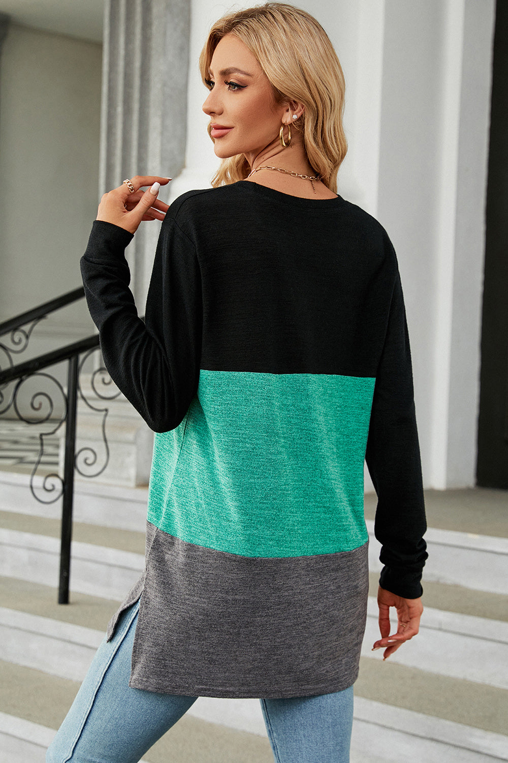 Color Block Round Neck Long Sleeve T-Shirt