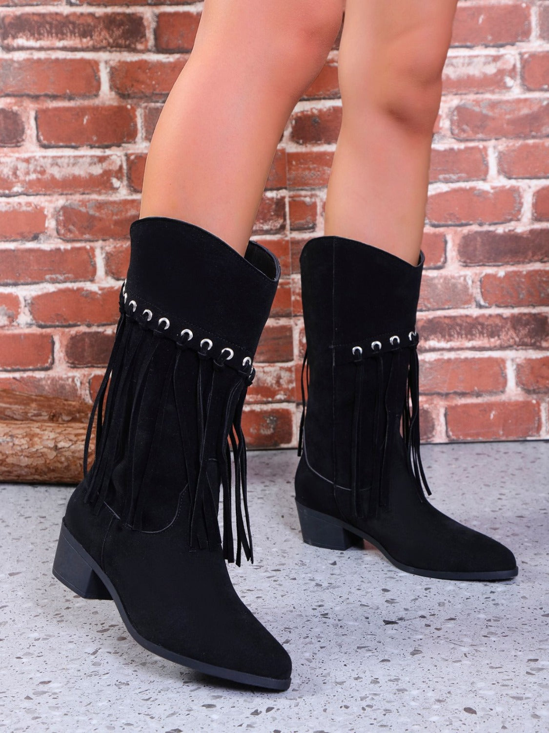 Fringe Suede Point Toe Block Heel Boots - ClozArt