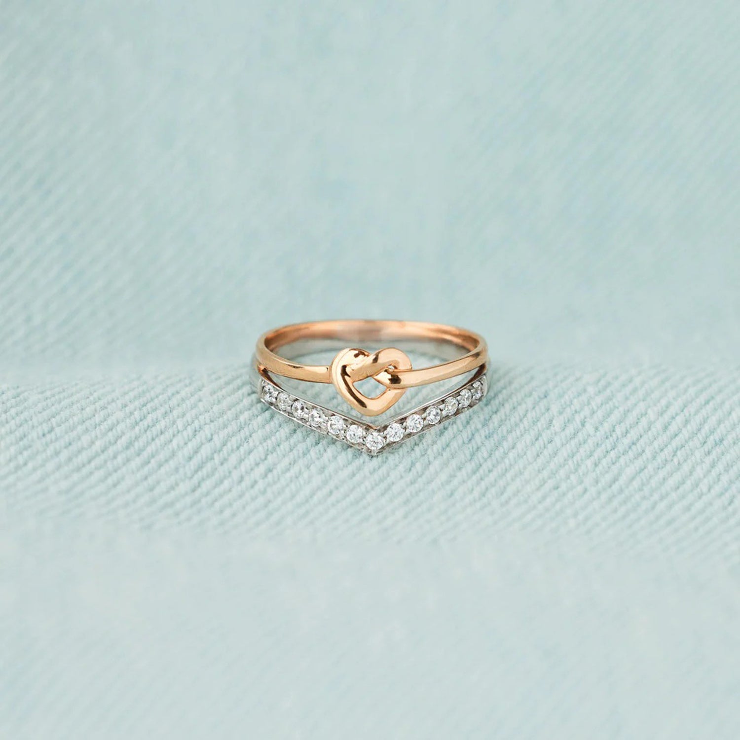 Knotted Heart Shape Inlaid Zircon Ring - ClozArt