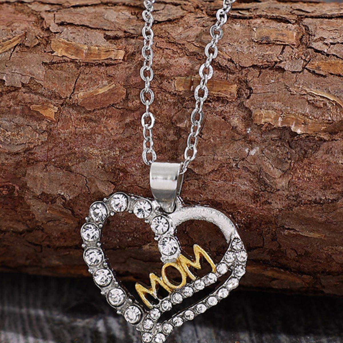 Alloy Inlaid Zircon Heart Pendant Necklace - ClozArt