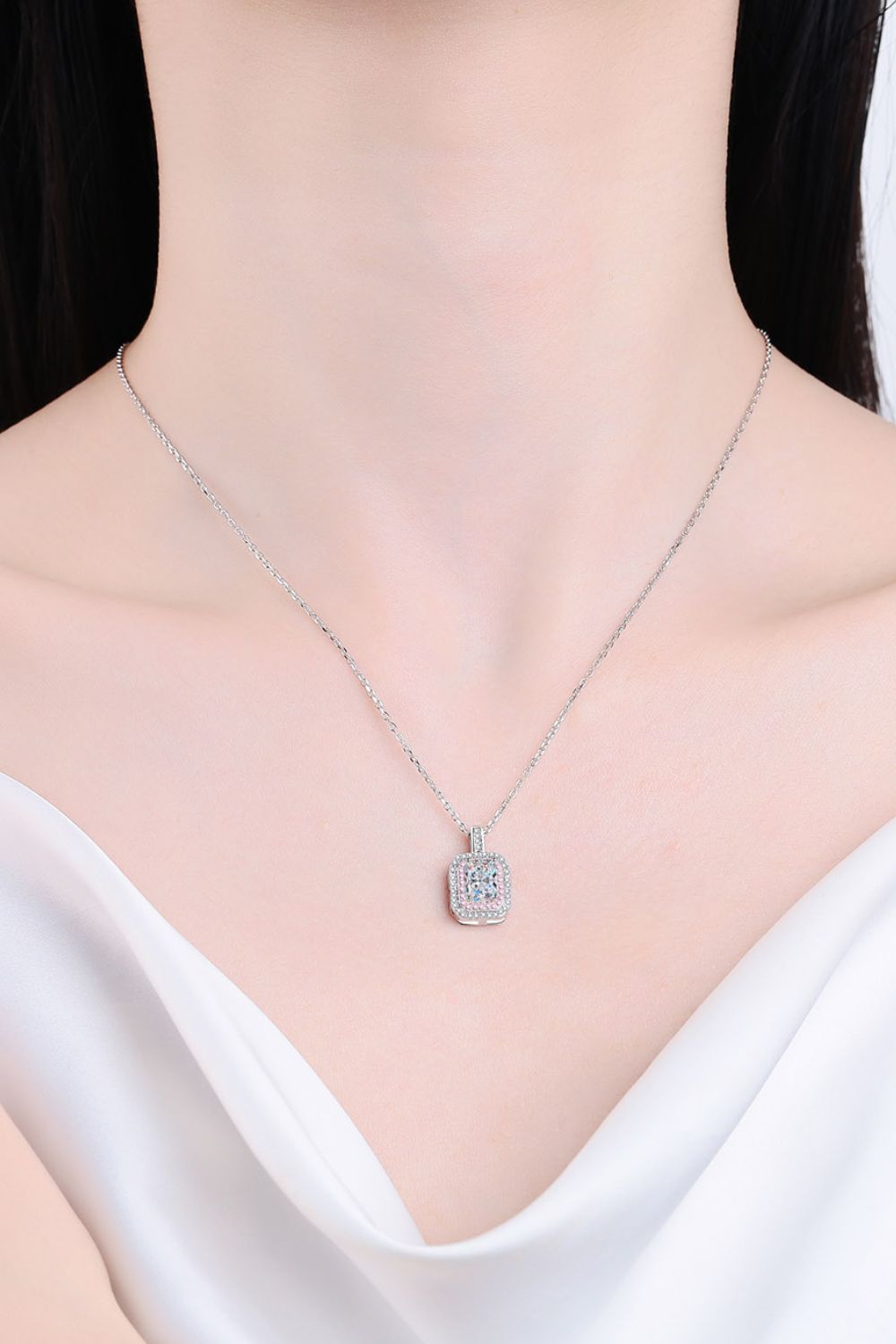 1 Carat Moissanite Geometric Pendant Chain Necklace - ClozArt