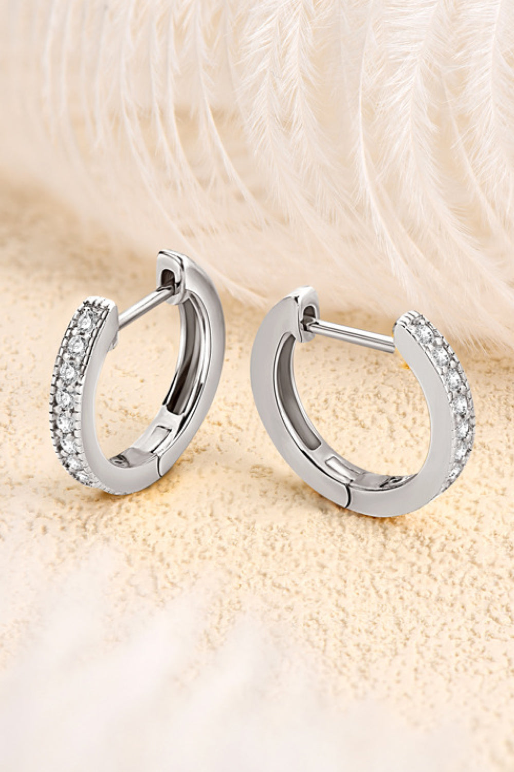 Inlaid Moissanite Hoop Earrings - ClozArt