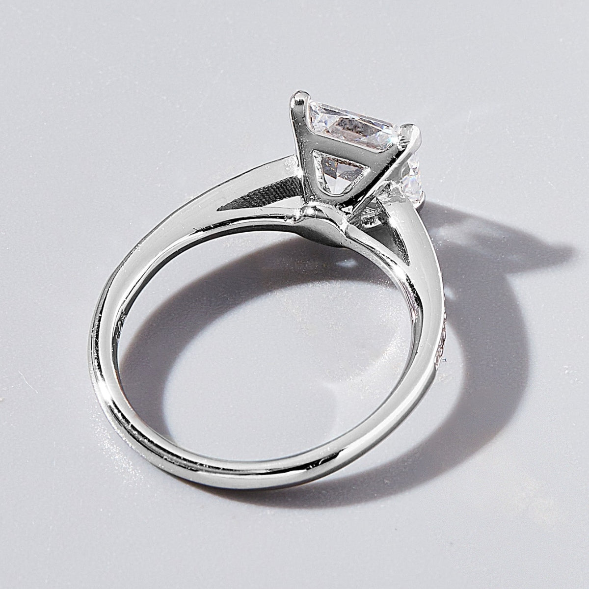 925 Sterling Silver Zircon Ring - ClozArt