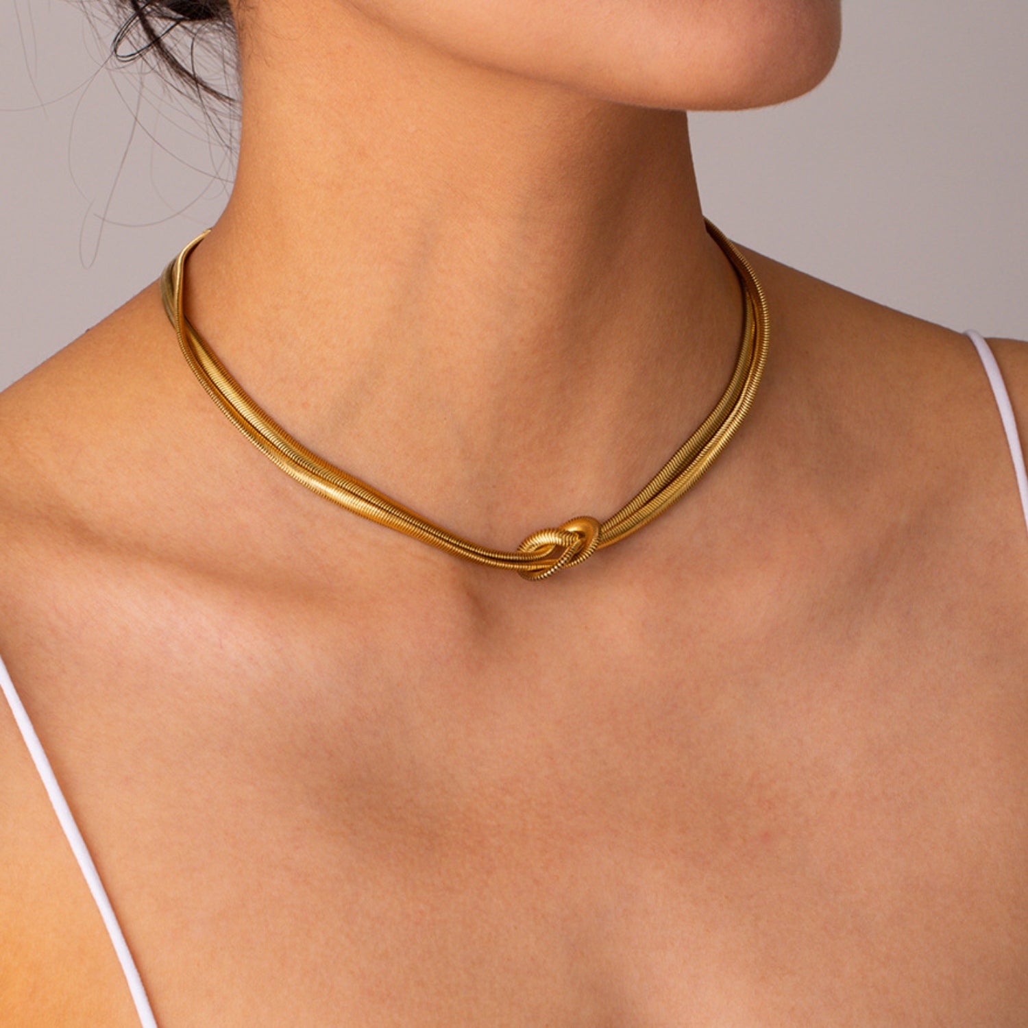 Double Layered Knot Herringbone Choker Necklace - ClozArt