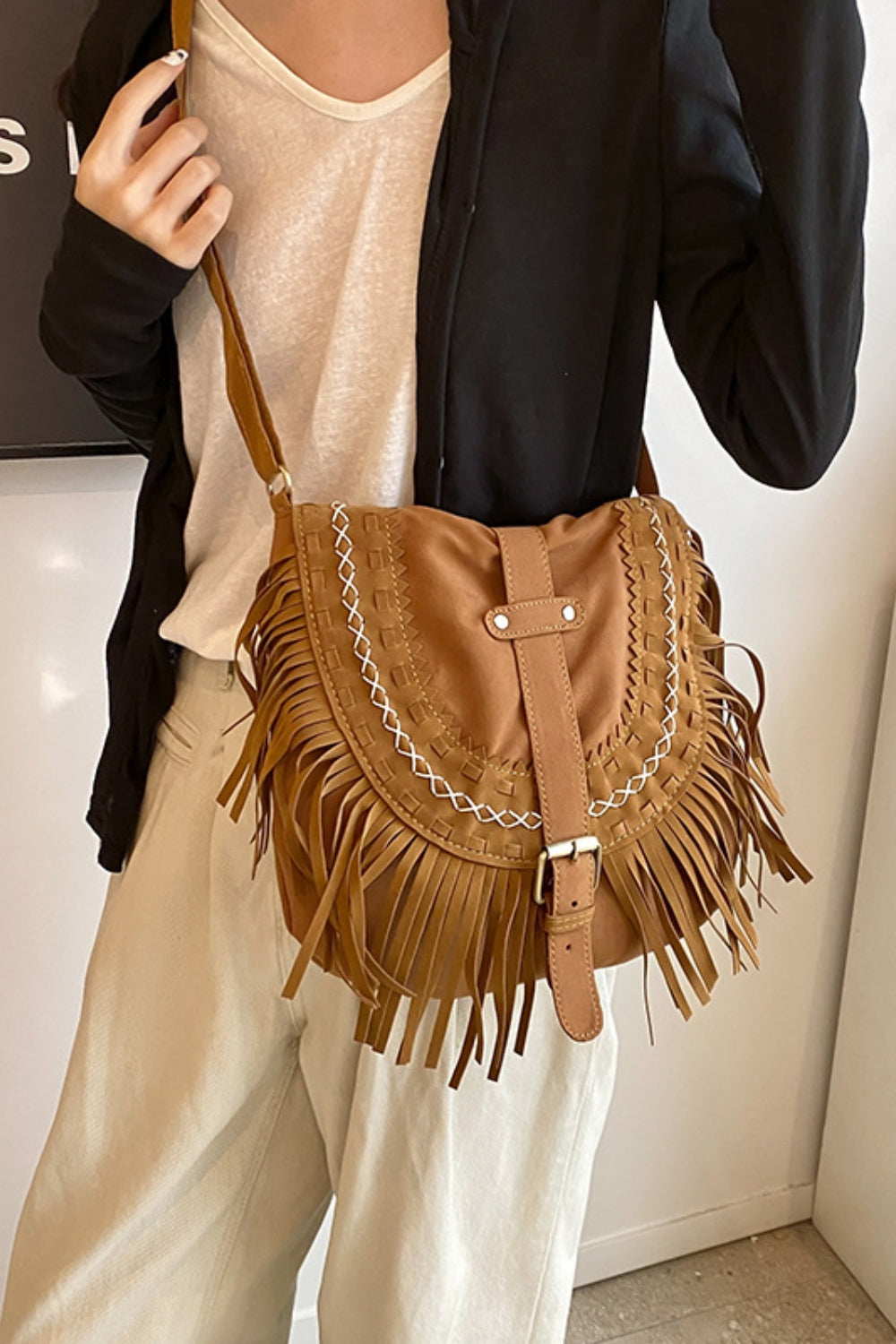 Suede Fringe Wide Strap Shoulder Bag - ClozArt