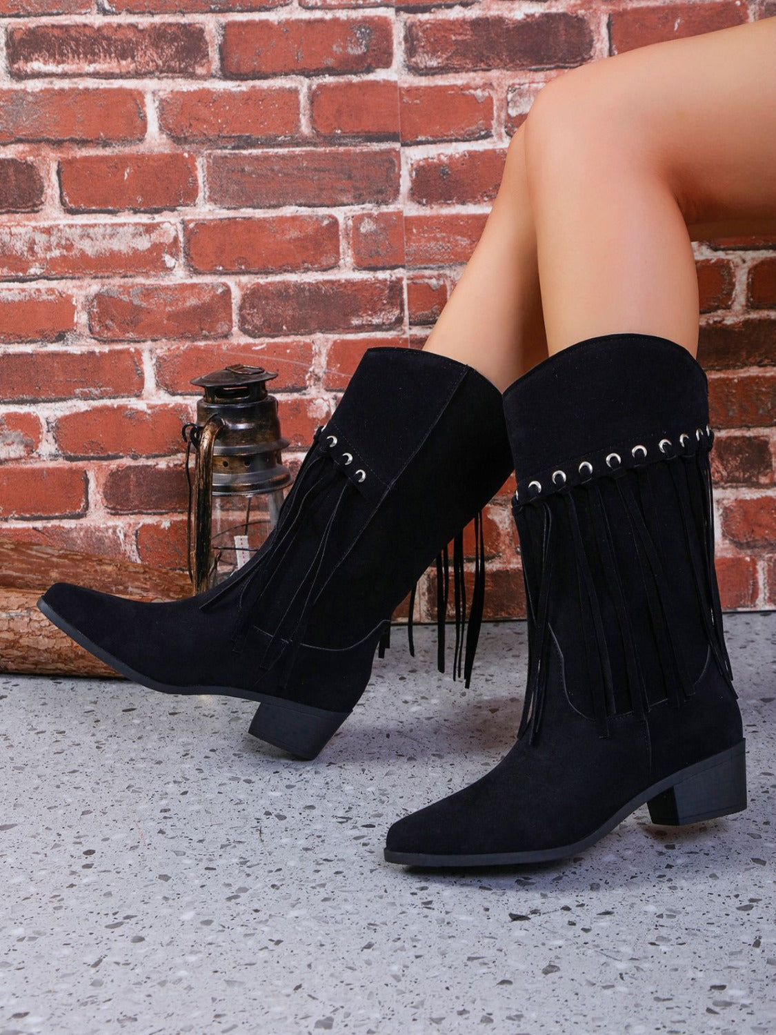 Fringe Suede Point Toe Block Heel Boots - ClozArt