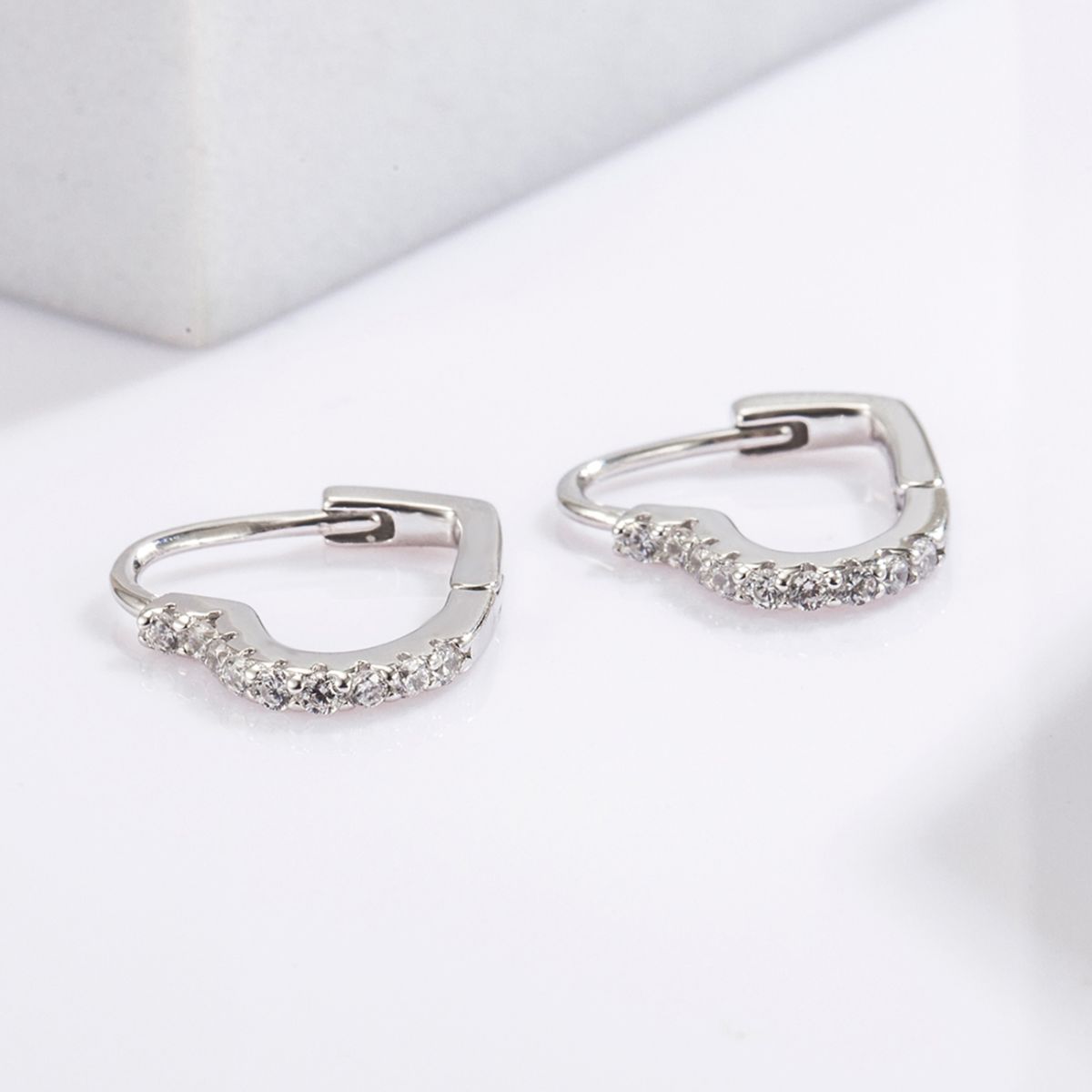 925 Serling Silver Zircon Heart Shape Earrings - ClozArt