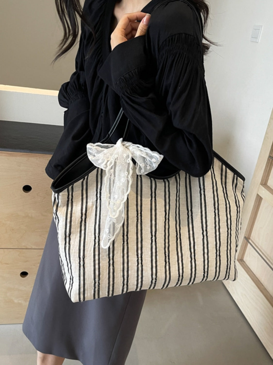 Striped Canvas Tote Bag - ClozArt