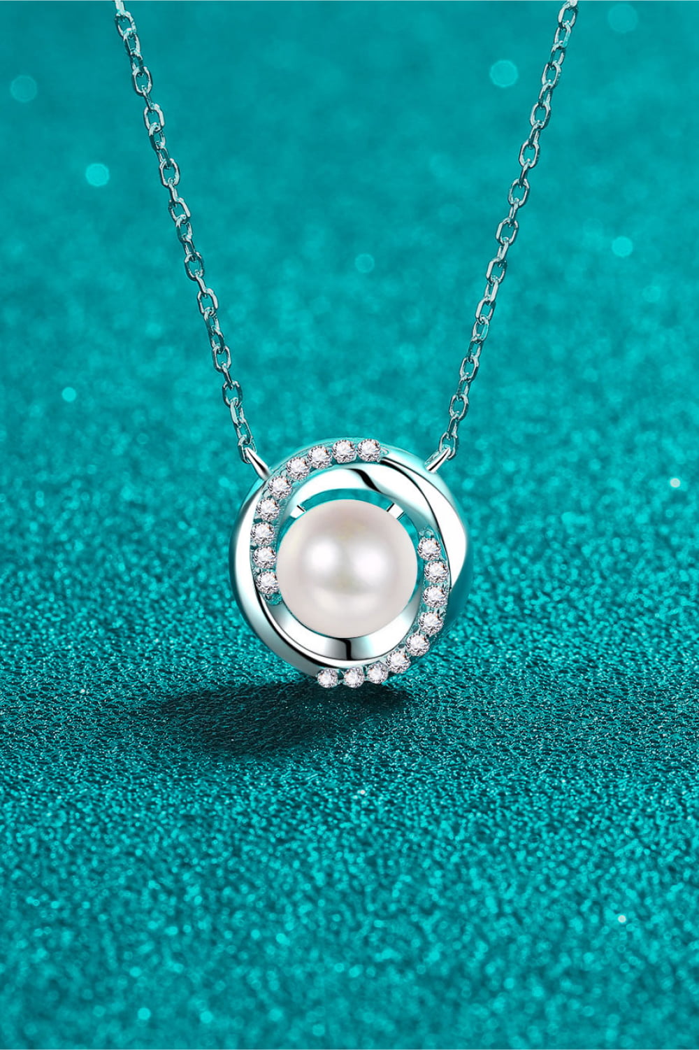 Moissanite Pearl Rhodium-Plated Necklace - ClozArt