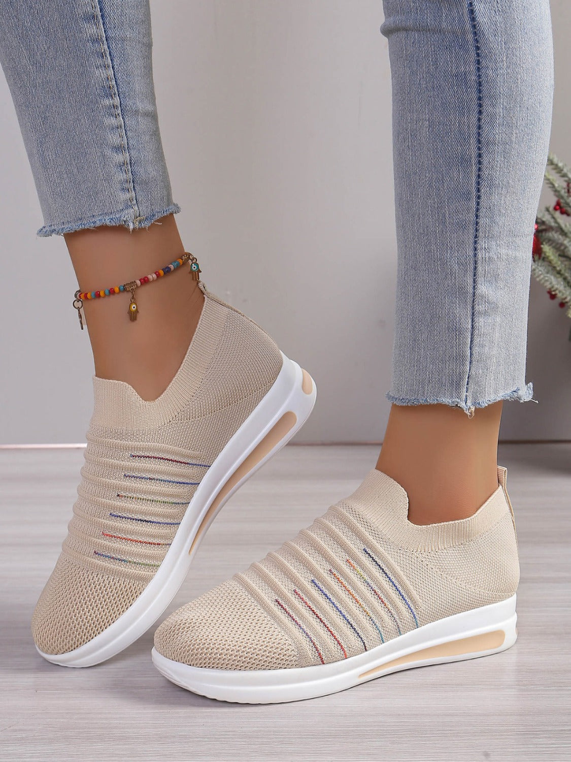 Breathable Mesh Wedge Sneakers - ClozArt