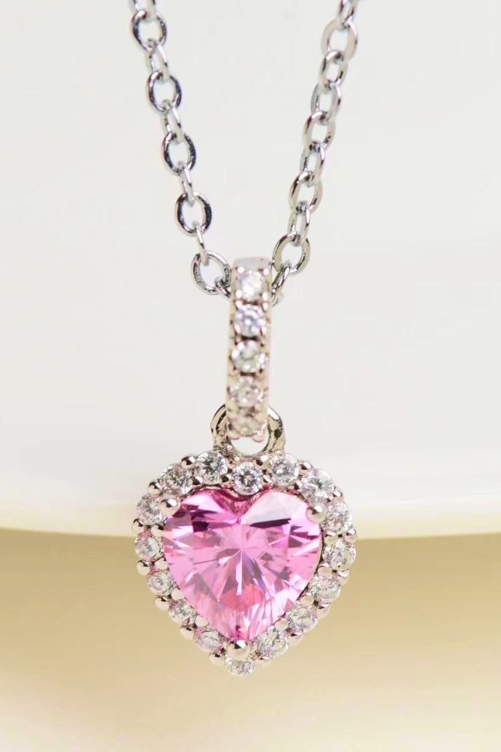 1 Carat Moissanite Heart Pendant Necklace - ClozArt