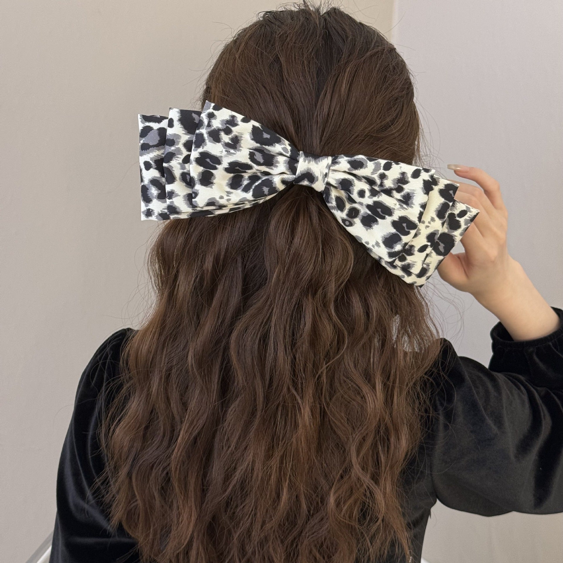 2 Piece Leopard Bow Hair Clip - ClozArt