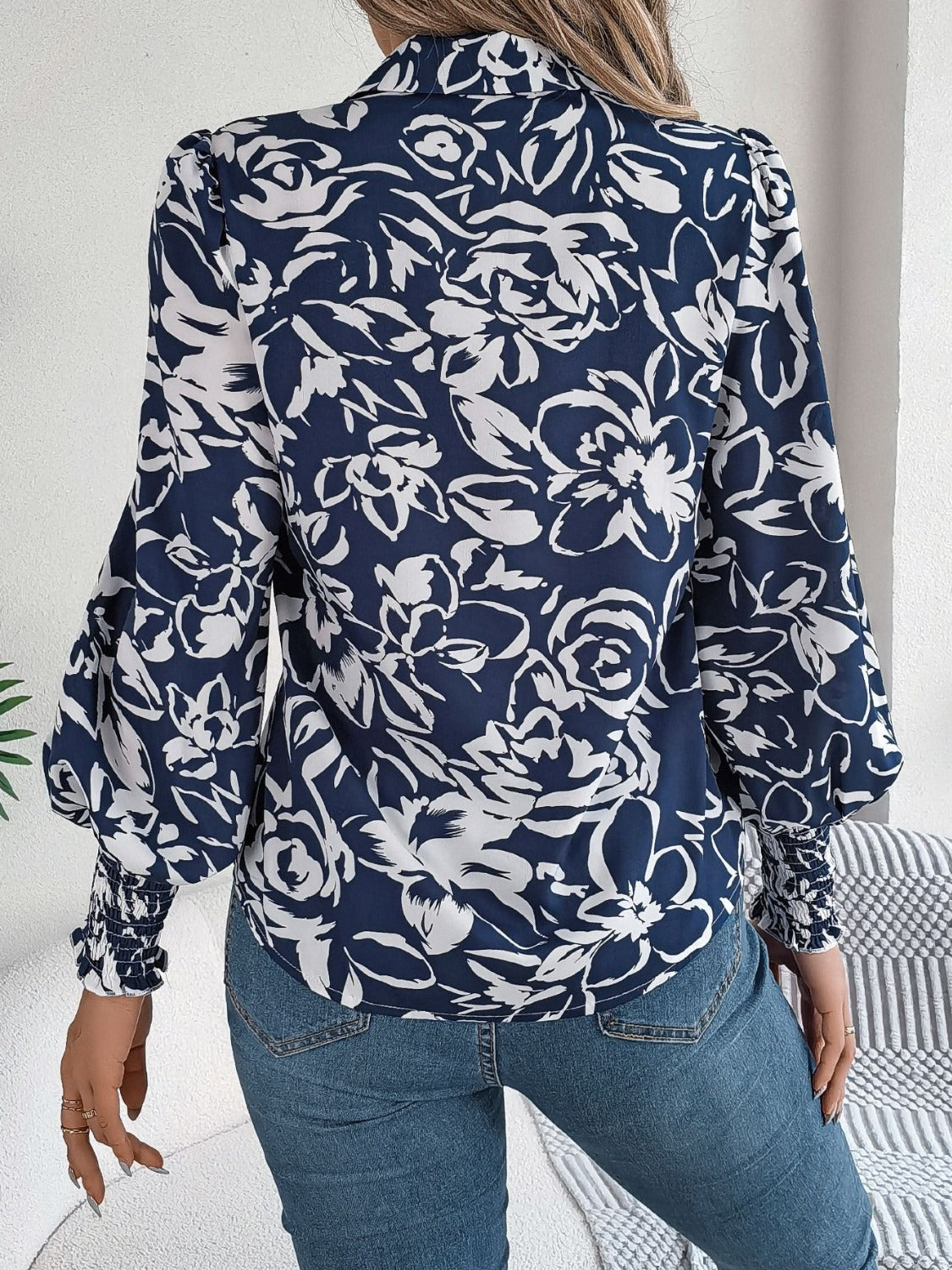 Printed Collared Neck Lantern Sleeve Shirt