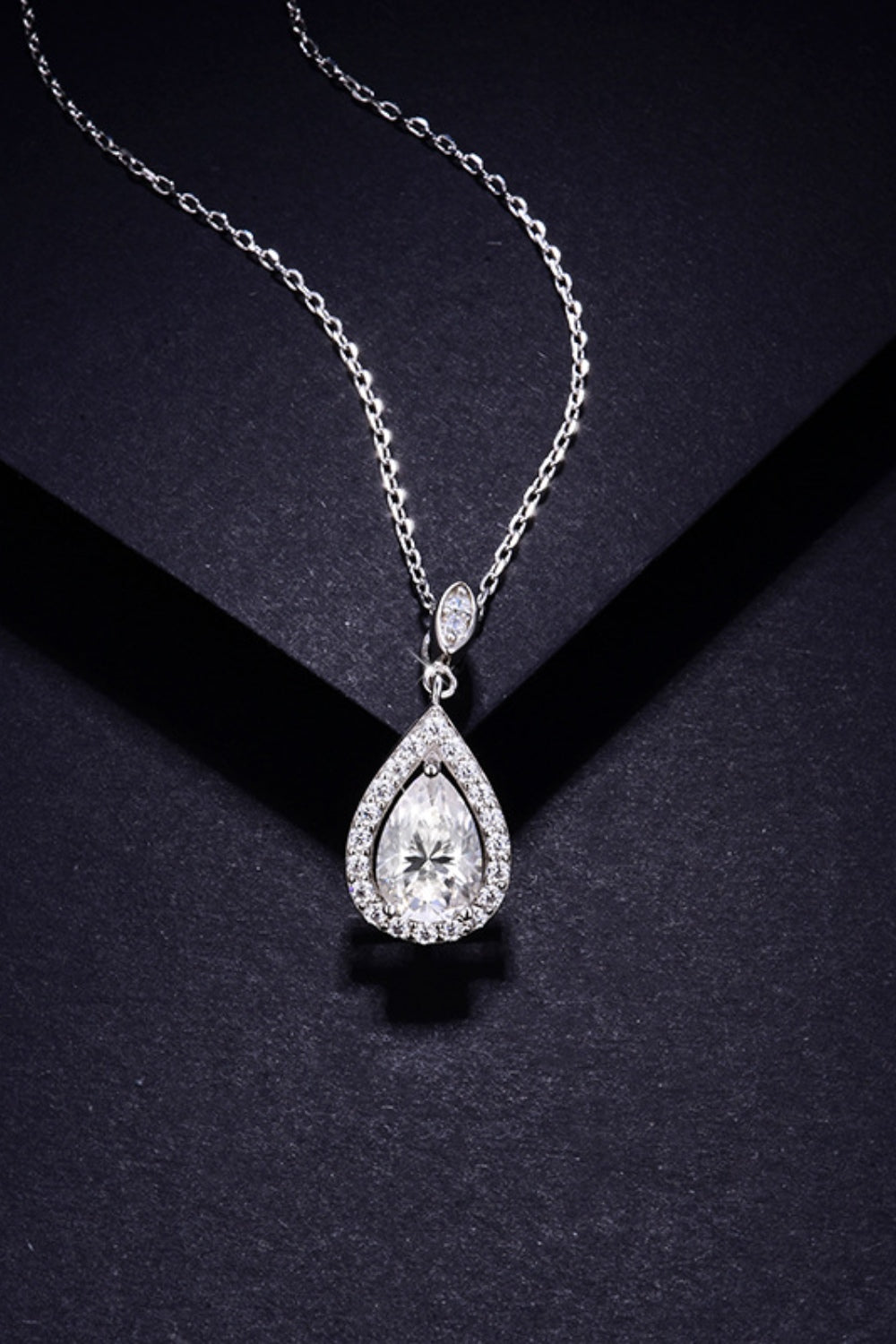 1.5 Carat Moissanite 925 Sterling Silver Teardrop Necklace - ClozArt