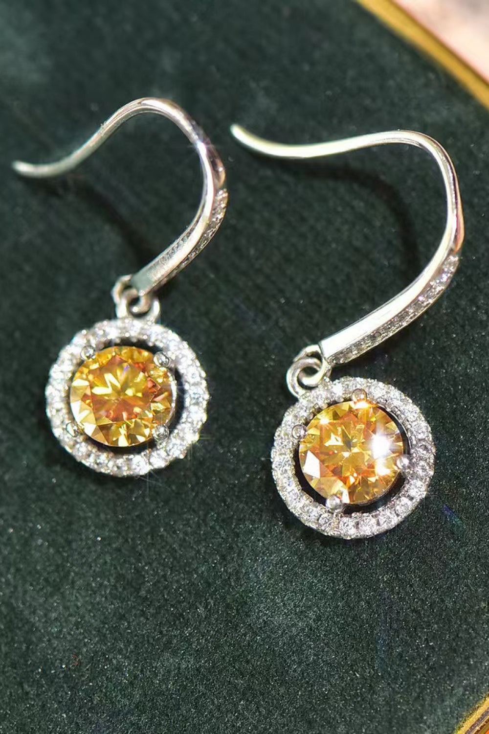 Platinum-Plated 2 Carat Moissanite Drop Earrings - ClozArt