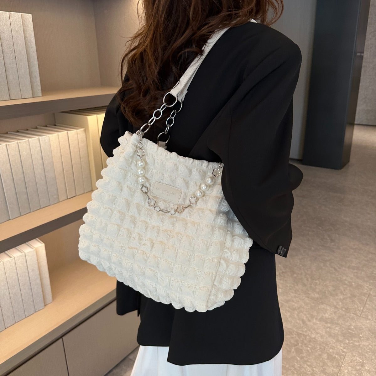 Bubble Textured Tote Bag - ClozArt