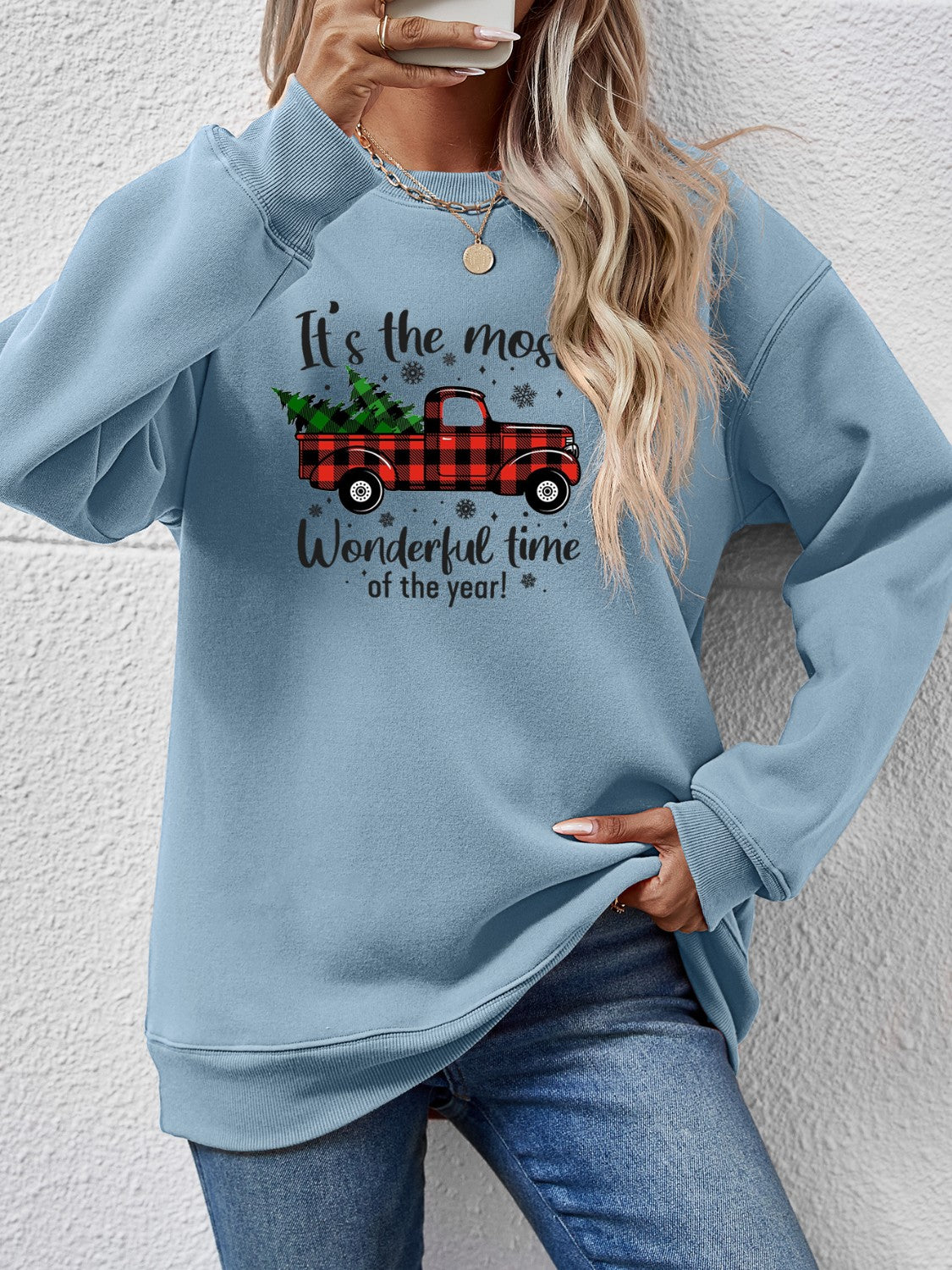 Graphic Round Neck Long Sleeve Sweatshirt