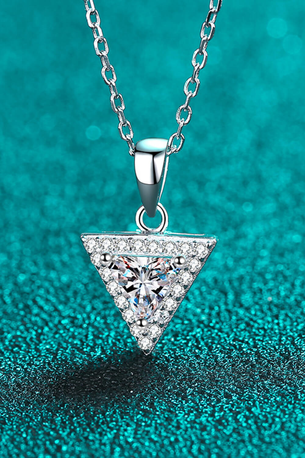 925 Sterling Silver Triangle Moissanite Pendant Necklace - ClozArt