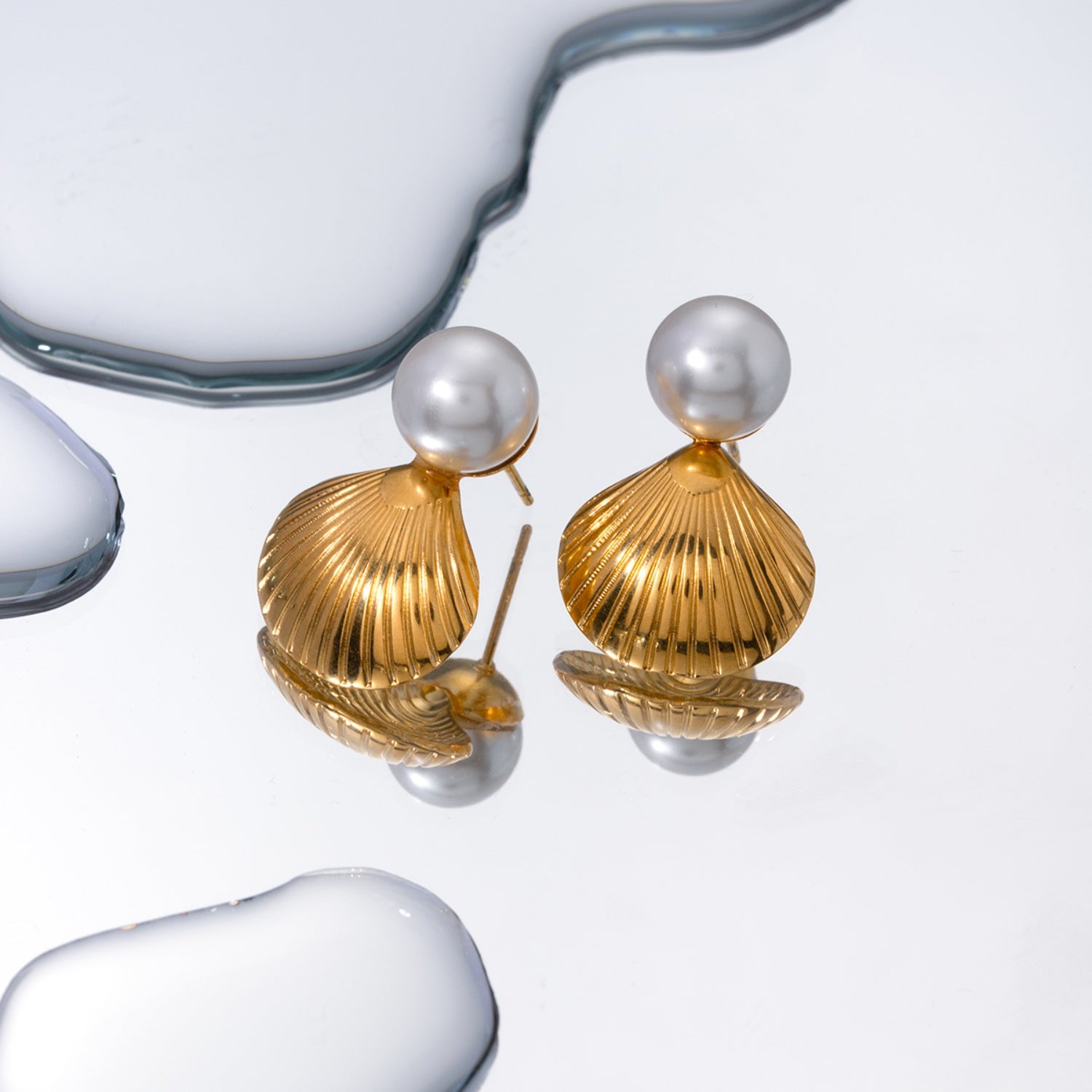 18K Gold-Plated Stainless Steel Shell Shape Earrings - ClozArt