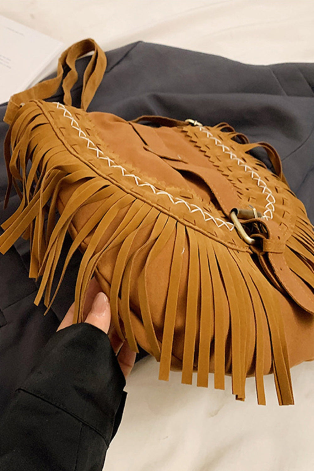 Suede Fringe Wide Strap Shoulder Bag - ClozArt