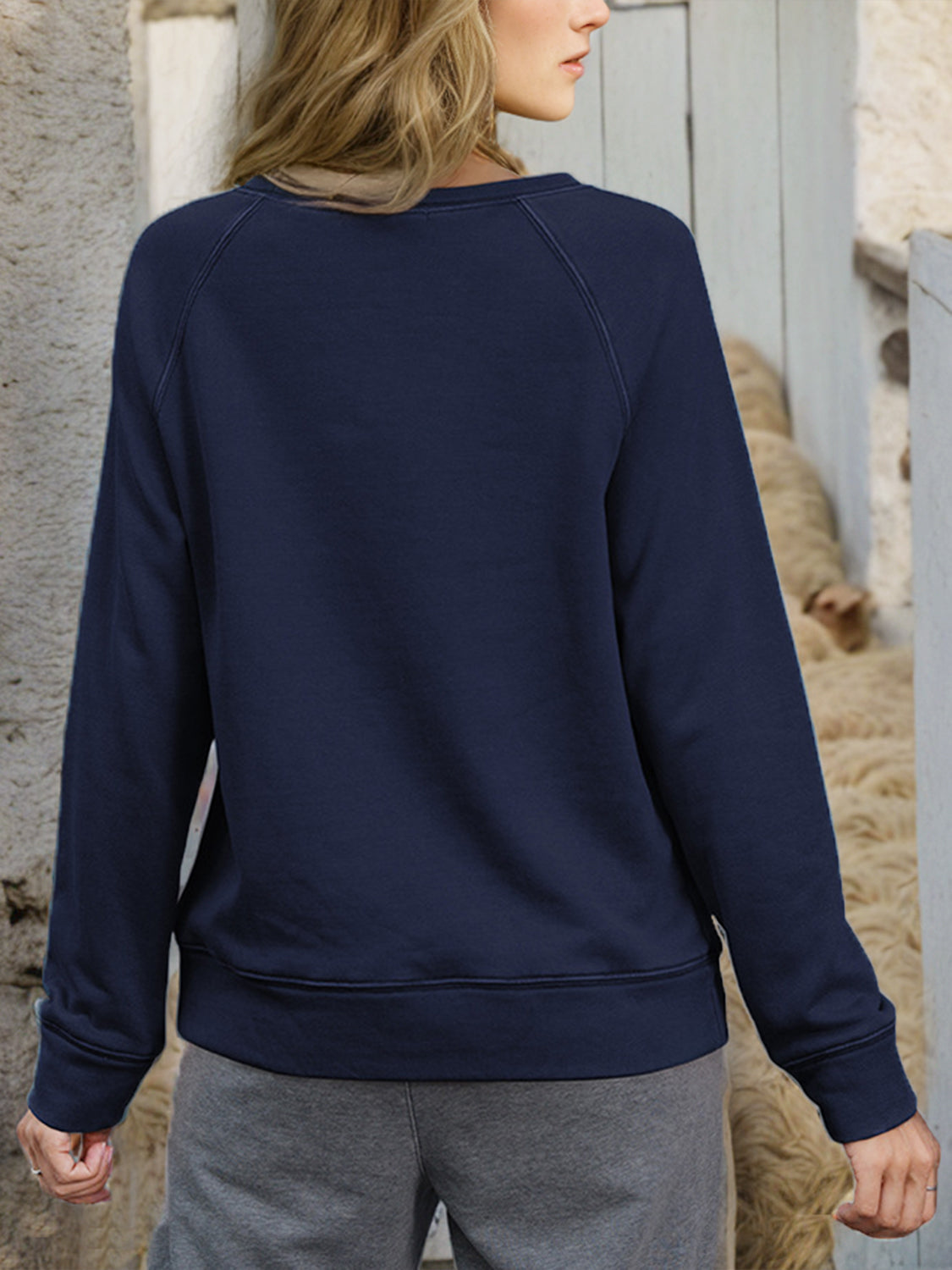 Shiny Round Neck Long Sleeve Sweatshirt