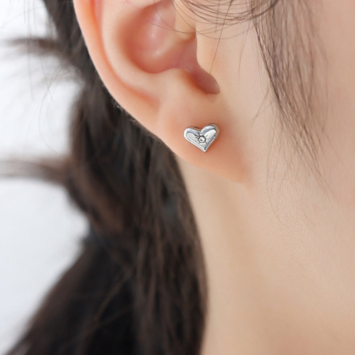 Titanium Steel Zircon Heart Stud Earrings - ClozArt