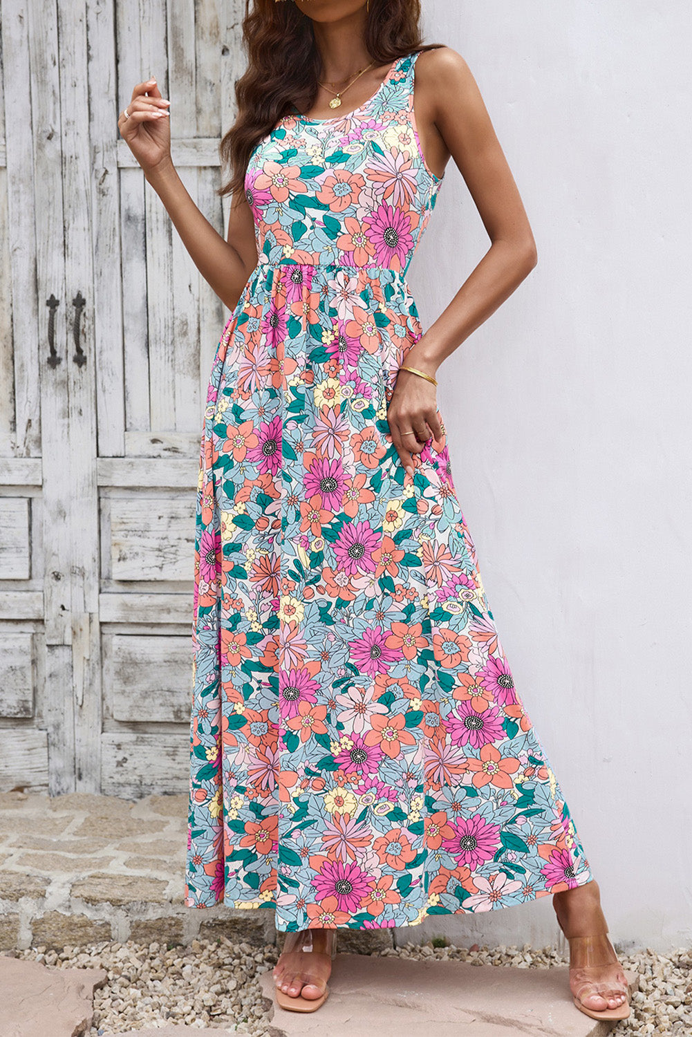 Round Neck Sleeveless Maxi Dress with Pockets - ClozArt