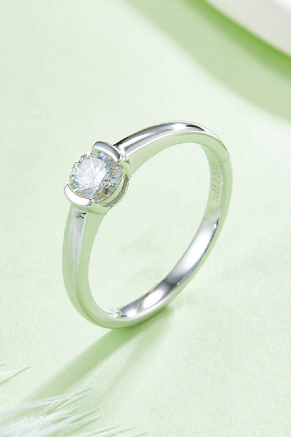 Moissanite 925 Sterling Silver Solitaire Ring - ClozArt