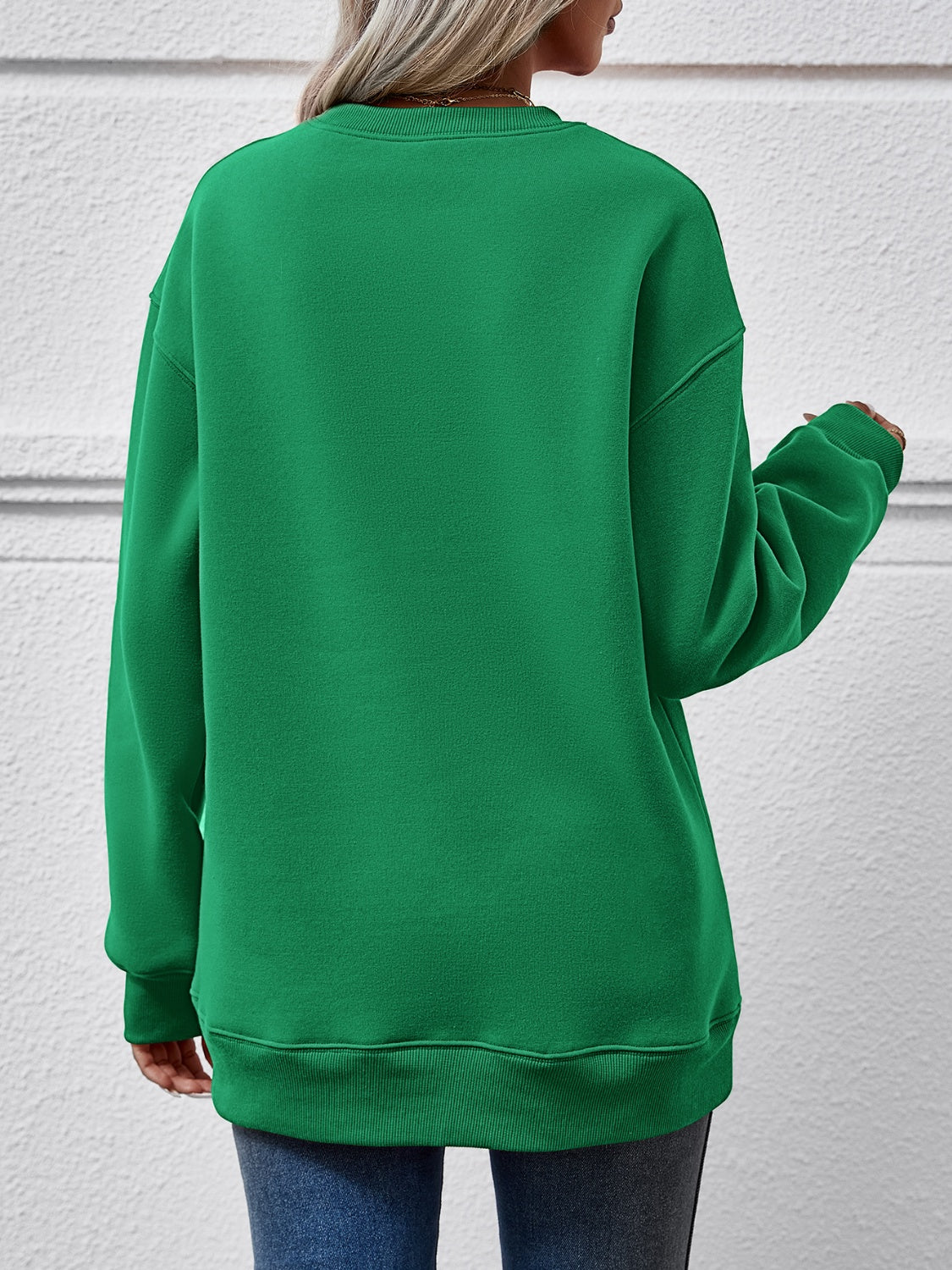 Christmas Tree Graphic Round Neck Sweatshirt