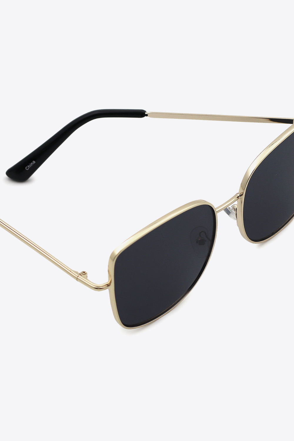 Metal Frame Wayfarer Sunglasses - ClozArt