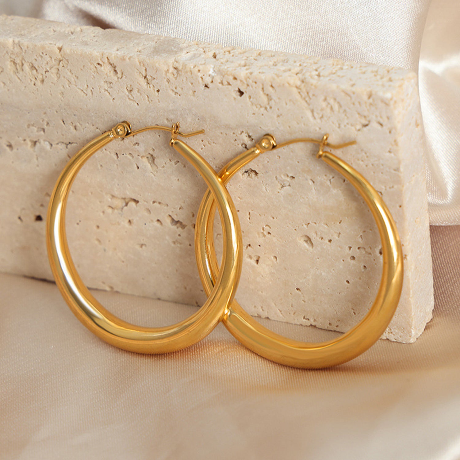 18K Gold-Plated Hoop Earrings - ClozArt