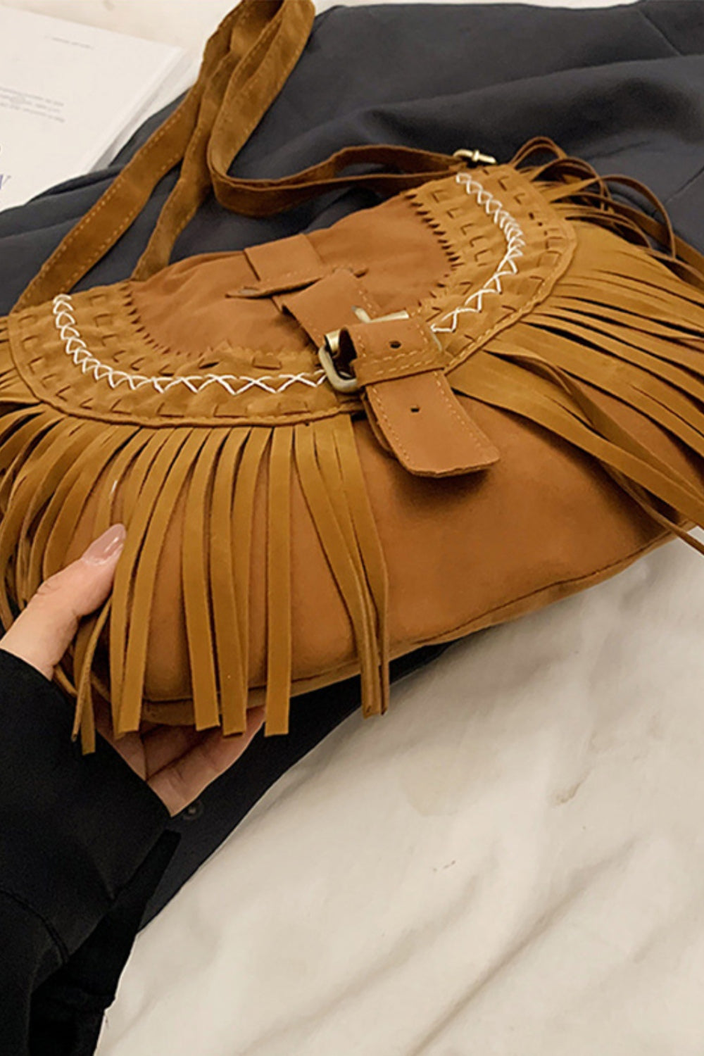 Suede Fringe Wide Strap Shoulder Bag - ClozArt