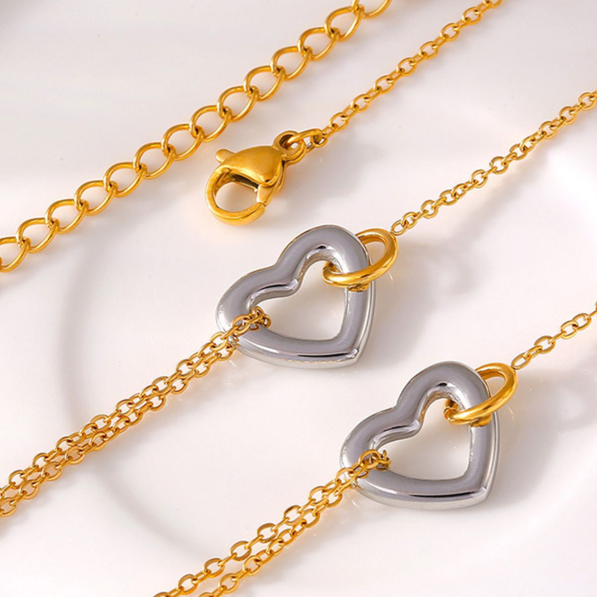 18K Gold-Plated Heart Bracelet - ClozArt