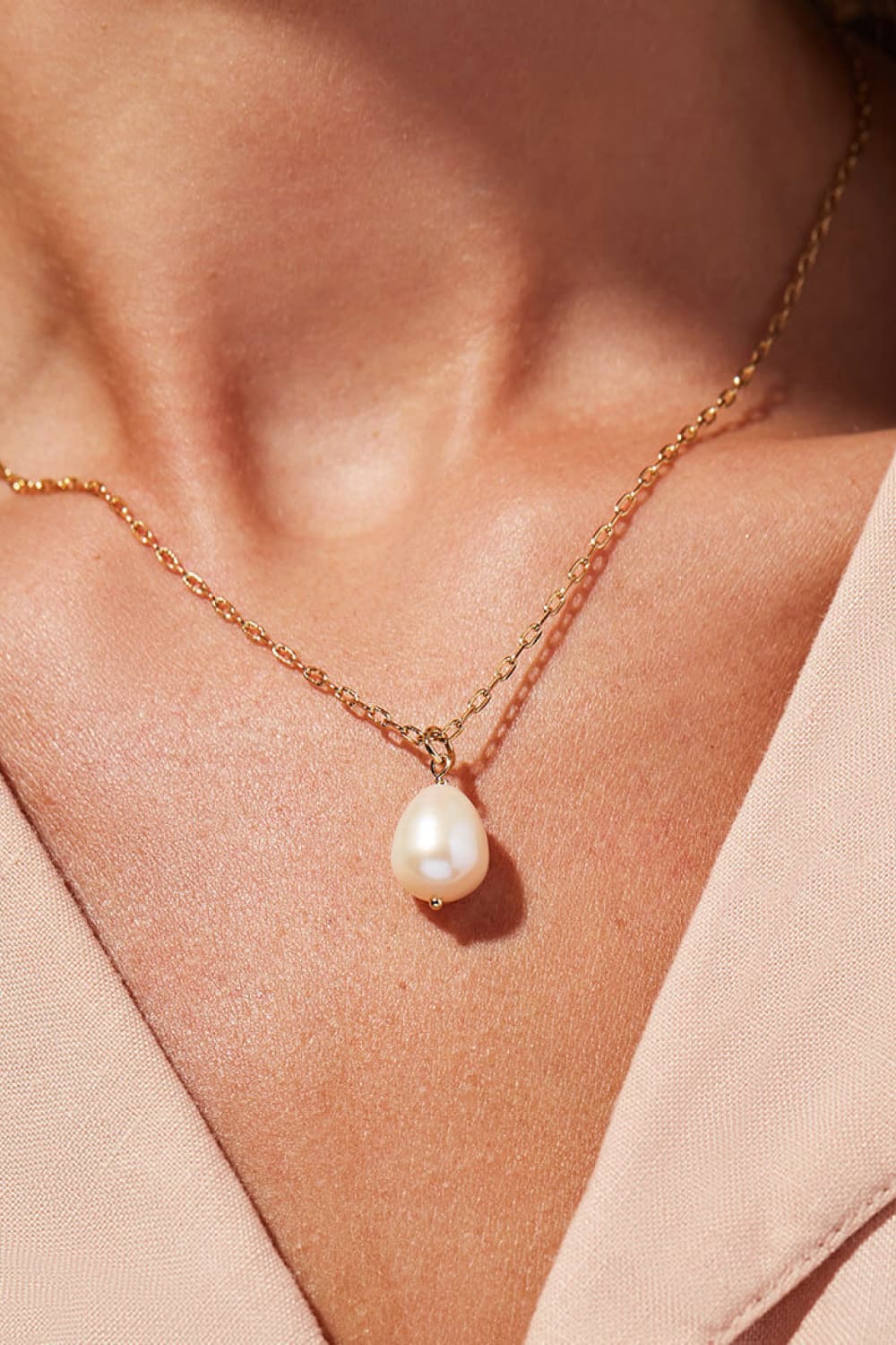 Freshwater Pearl Pendant Necklace - ClozArt