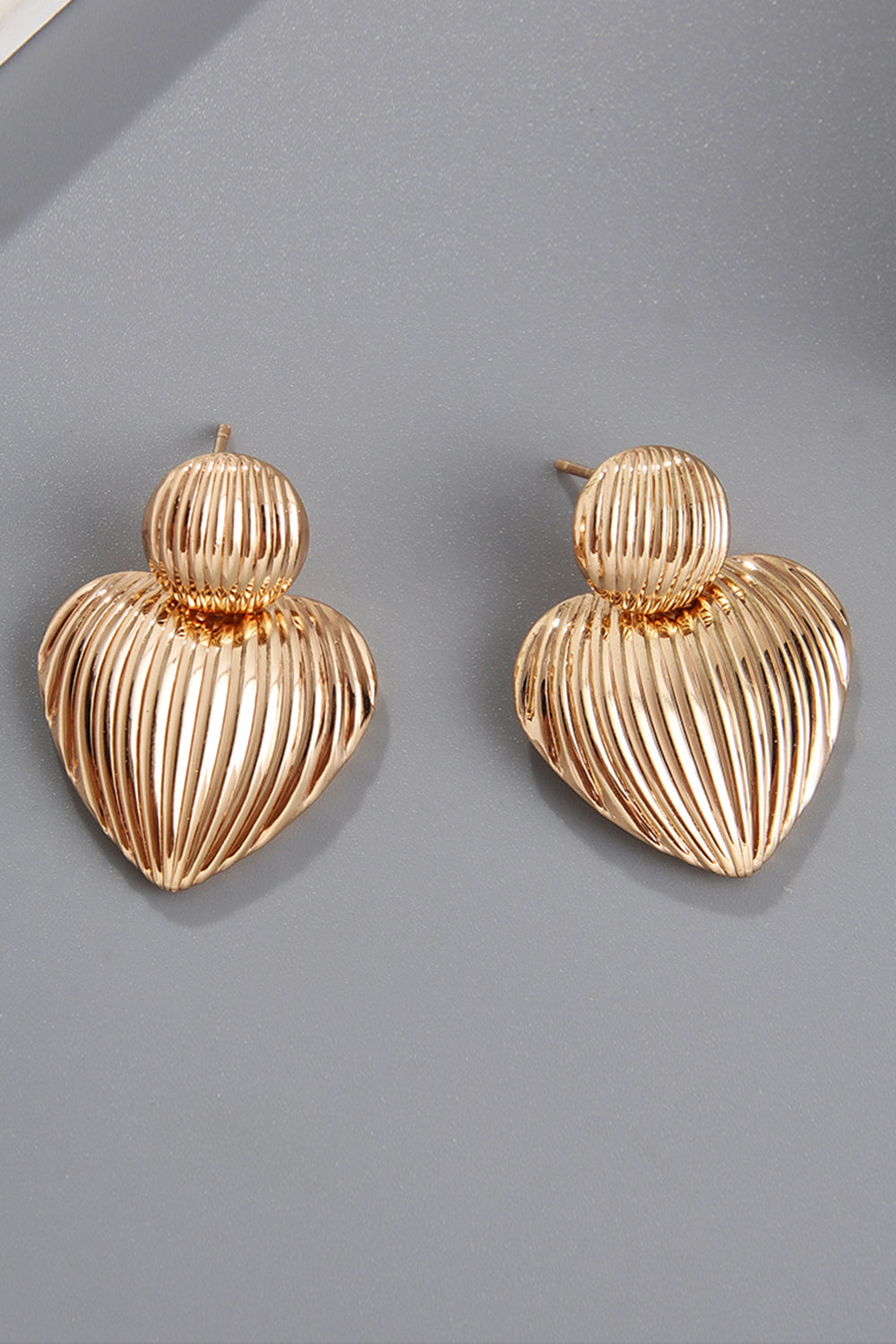 Zinc Alloy Ribbed Earrings - ClozArt