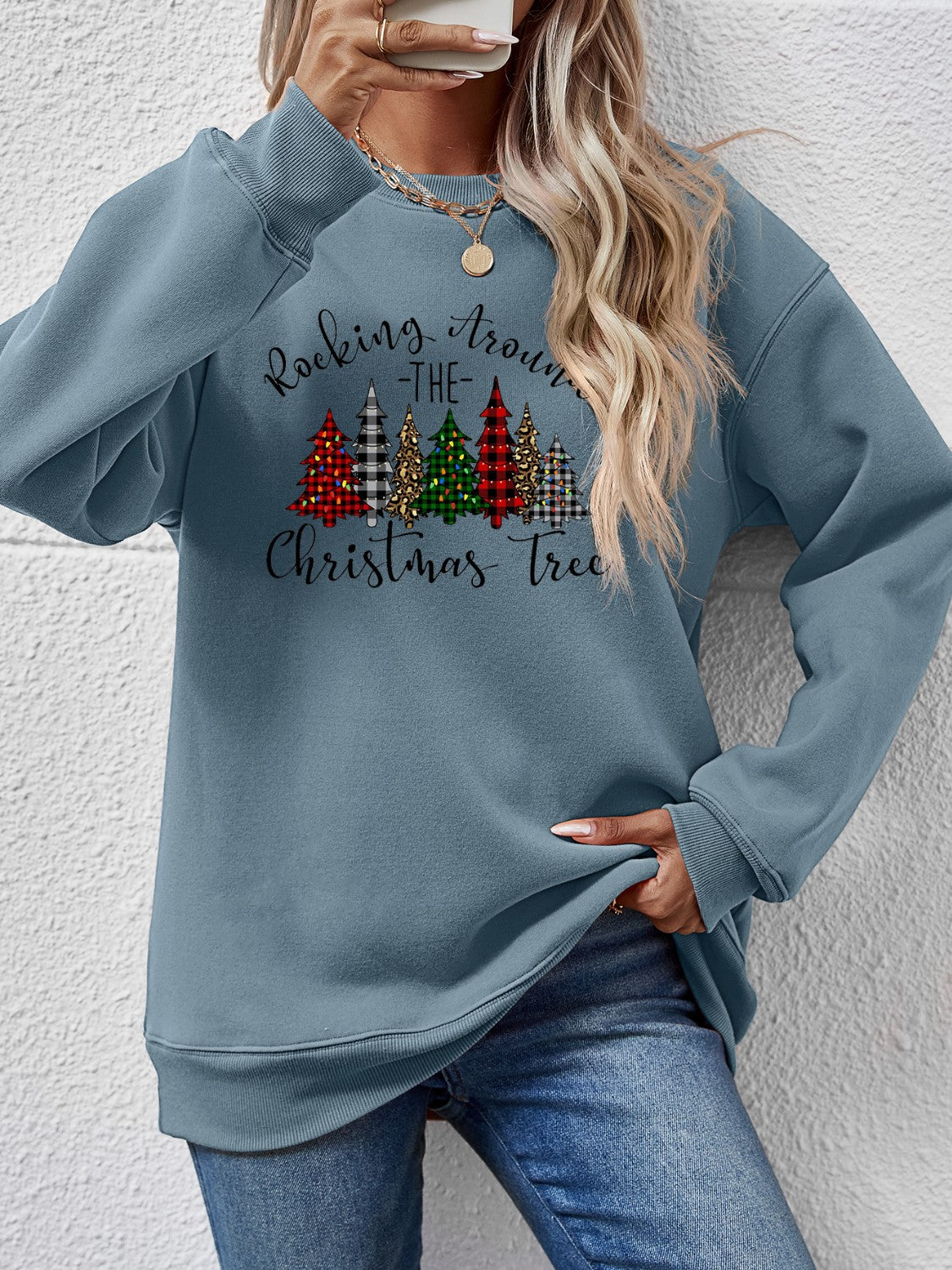 Christmas Tree Graphic Round Neck Sweatshirt