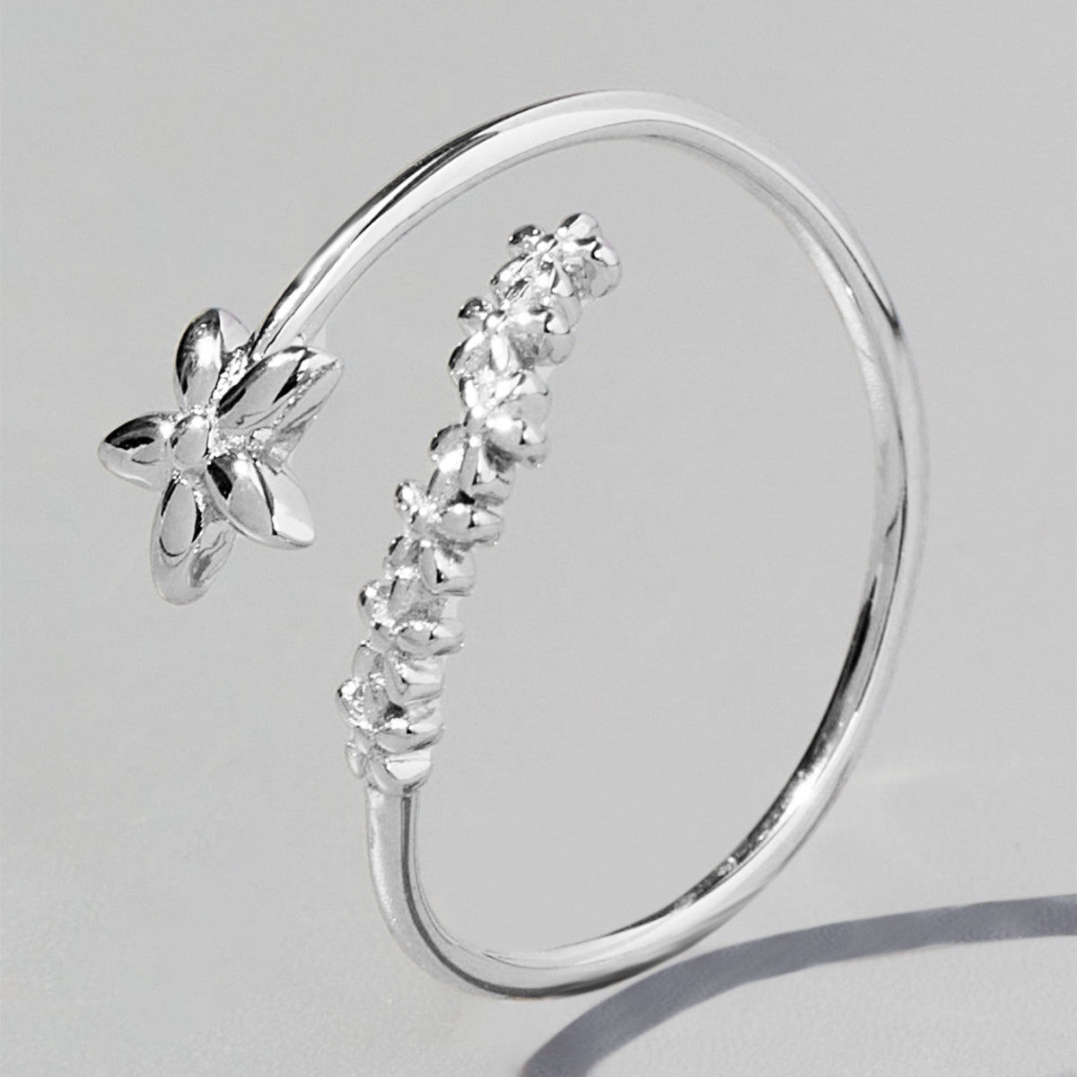 925 Sterling Silver Flower Ring - ClozArt