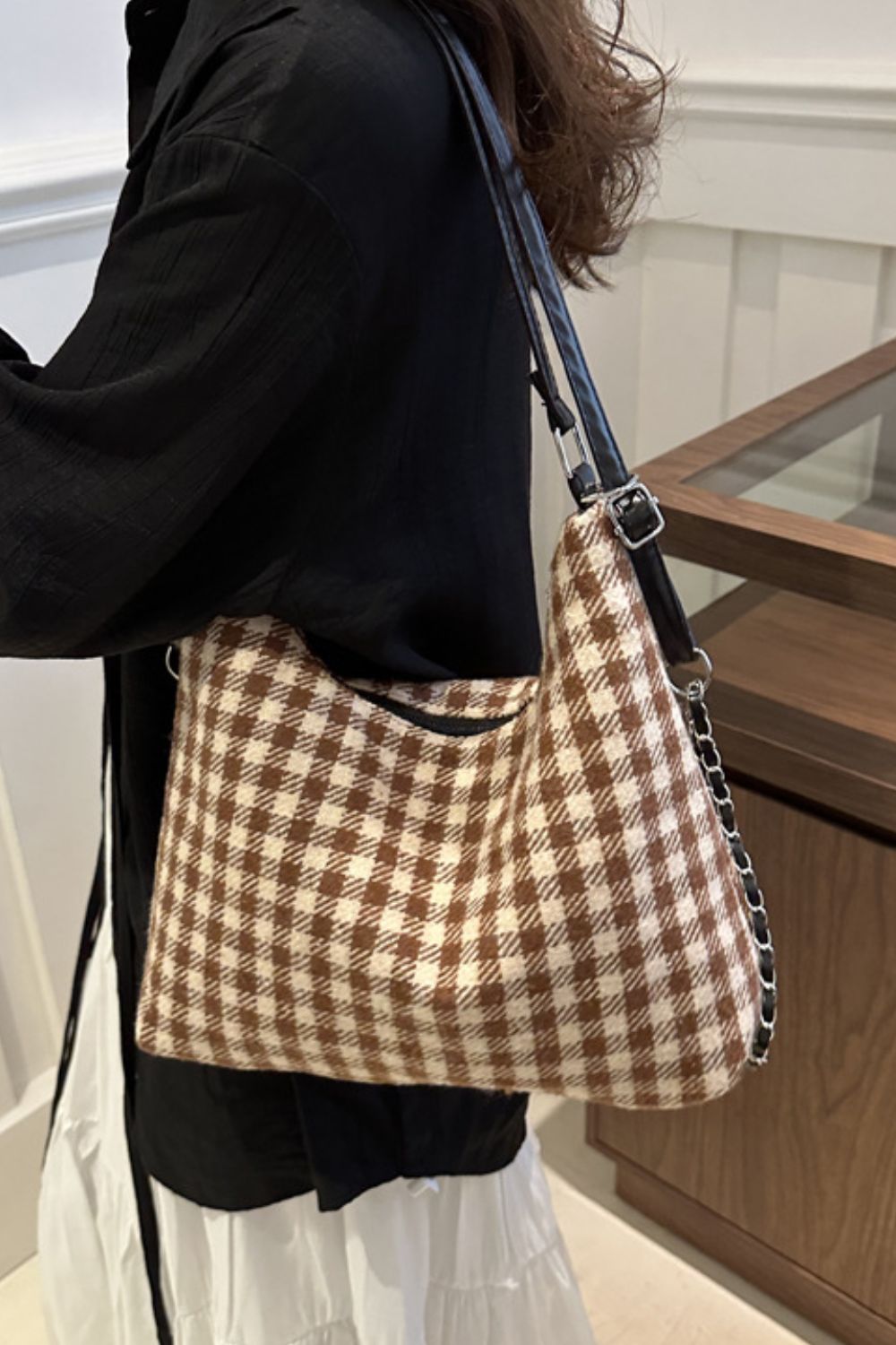 Plaid Adjustable Strap Handbag - ClozArt