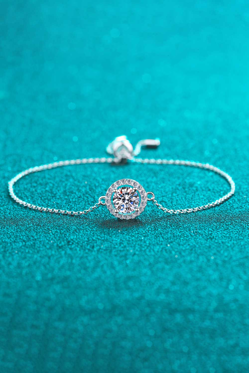 Adored Show You The Way Moissanite Bracelet - ClozArt