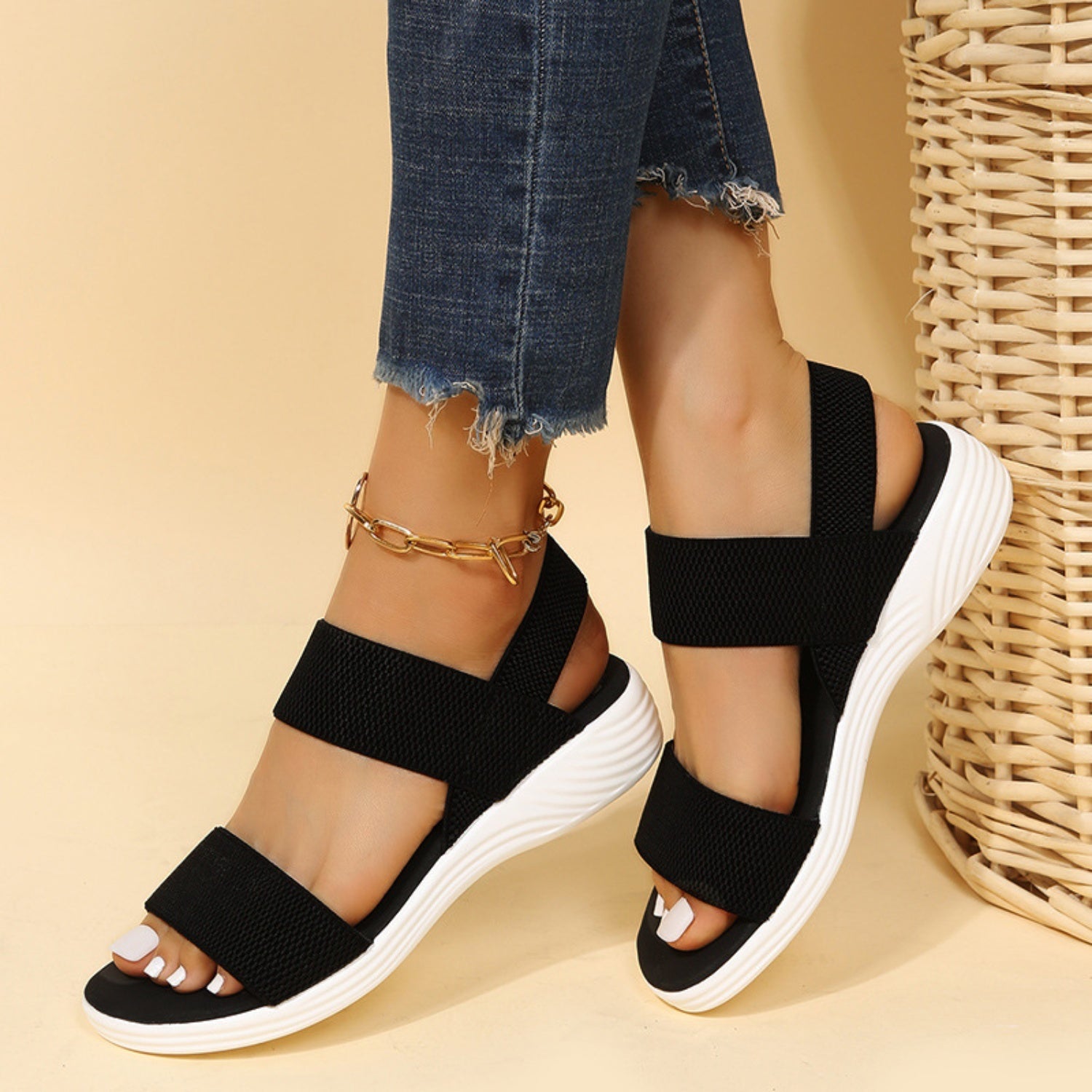 Rubber Open Toe Low Heel Sandals - ClozArt