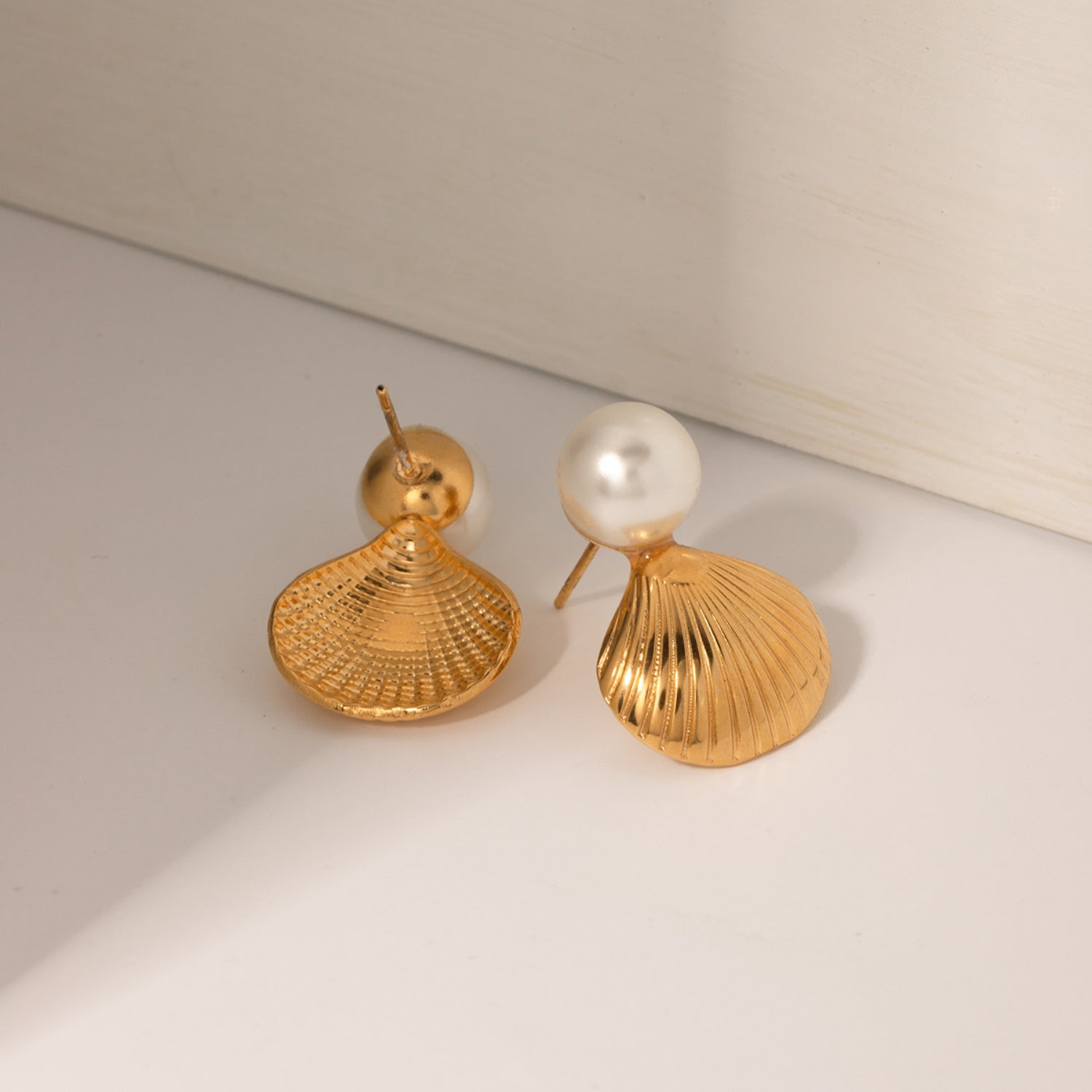 18K Gold-Plated Stainless Steel Shell Shape Earrings - ClozArt