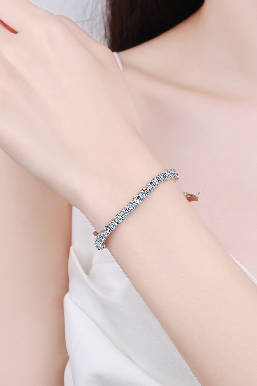 Moissanite Bracelet - ClozArt