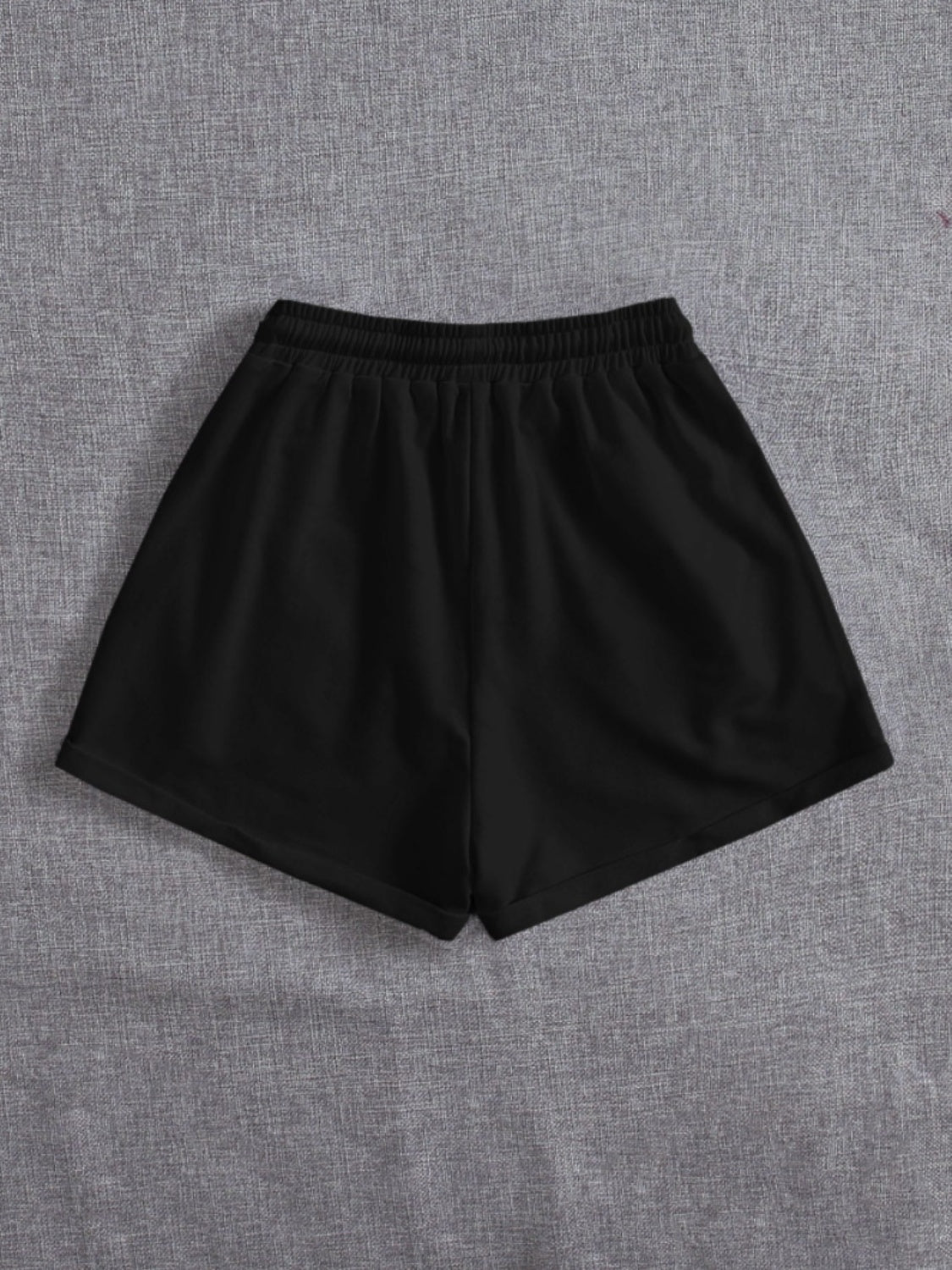 Drawstring Pocketed Elastic Waist Shorts - ClozArt